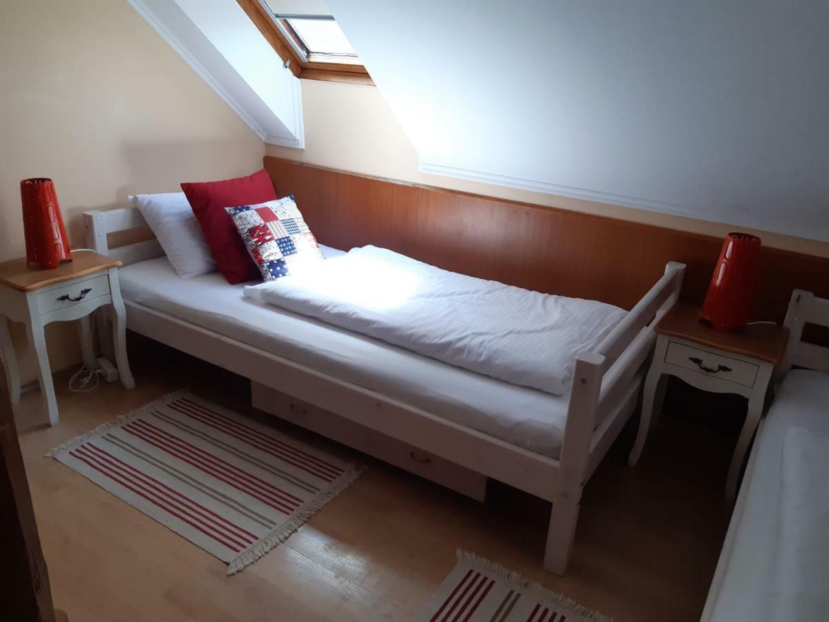 Szalay Villa Veszprém Exterior foto